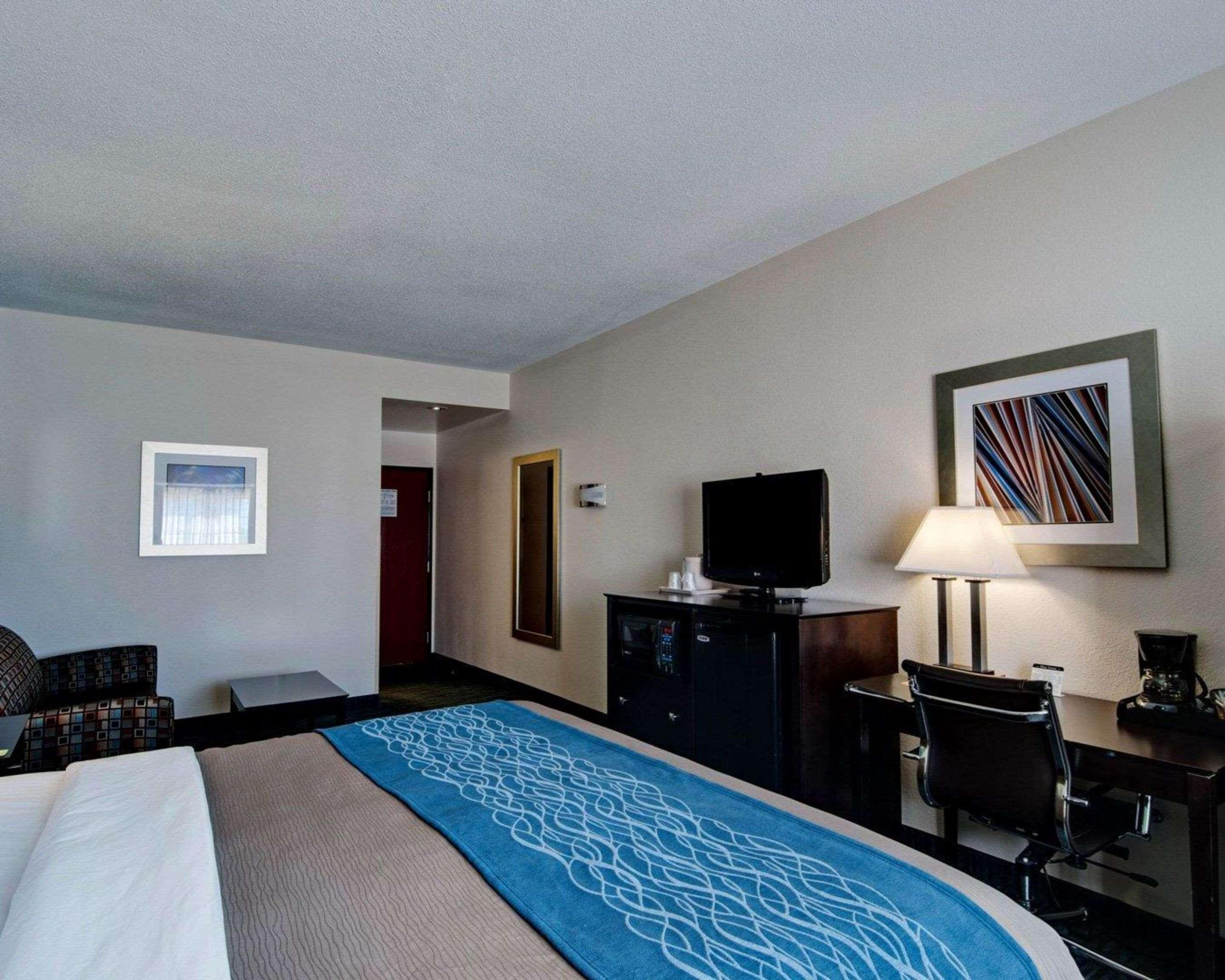 Comfort Inn Маунт-Эйри Экстерьер фото