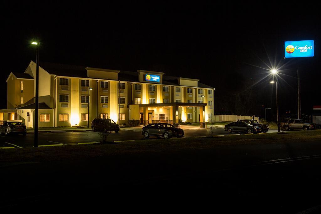 Comfort Inn Маунт-Эйри Экстерьер фото