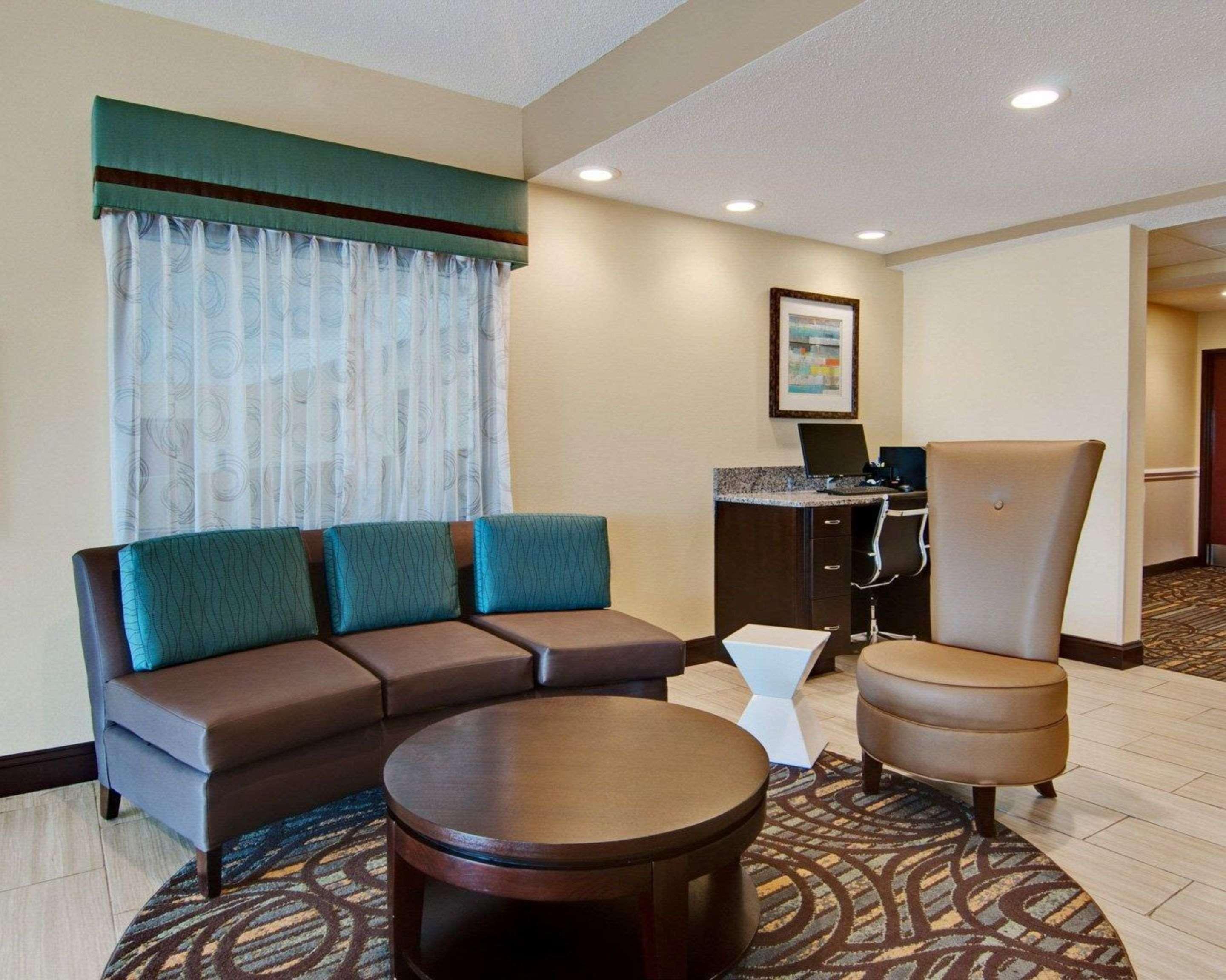 Comfort Inn Маунт-Эйри Экстерьер фото
